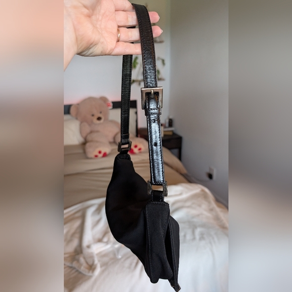 FENDI Black Shoulder Bag - Picture 10 of 10